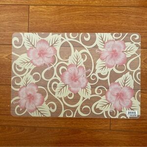 Hawaii Flower Hawaiian Floral Patterned Placemat Pink
Light Yellow Translucent